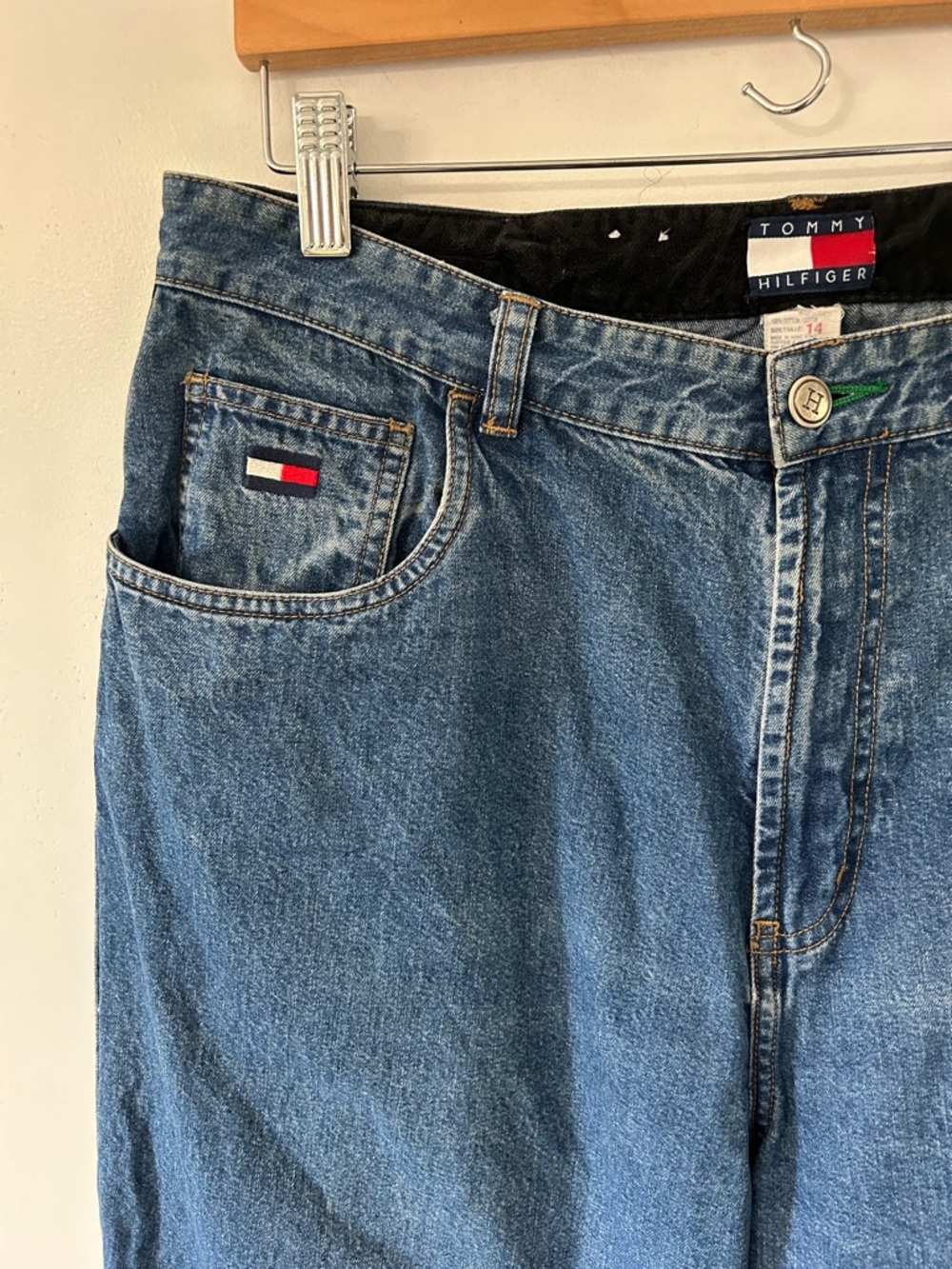 Vintage Tommy Hilfiger Jeans Women’s 14 Barrell Leg High Waisted Velvet Trimmed - Picture 2 of 16